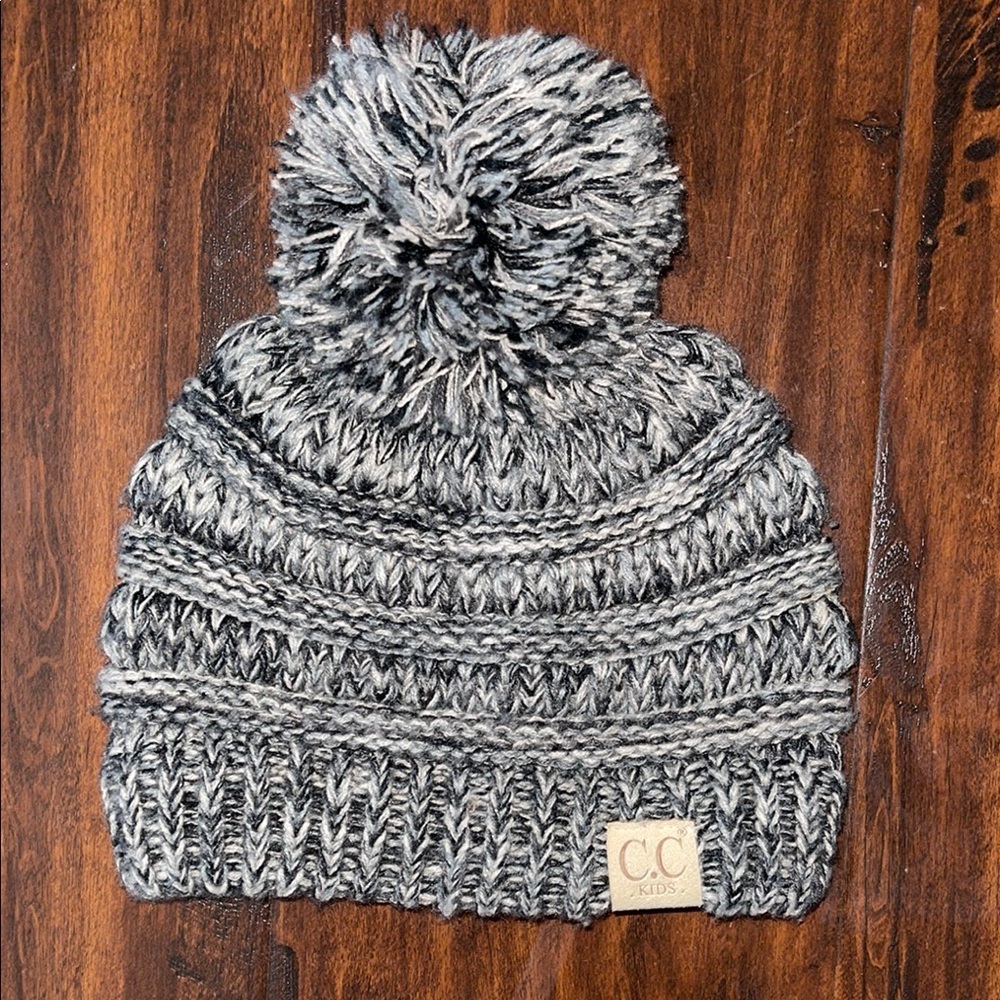 Little Girl Cc Gray Knit Pom Beanie